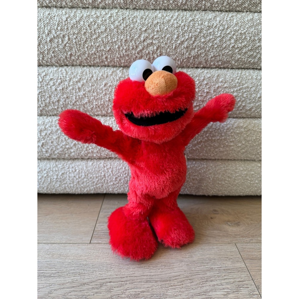 Sesame Street Elmo Plush Interactive Talking Electronic Toy 2023 Just Play